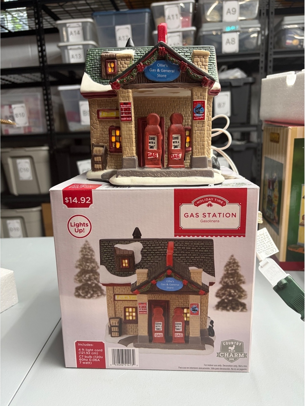 Holiday Time Country Charm Lighted Gas Station Christmas Village House Boxed